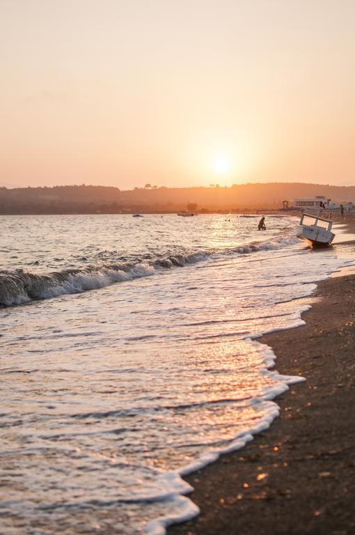 Mali Beach Aparthotel Siğacık Exterior foto